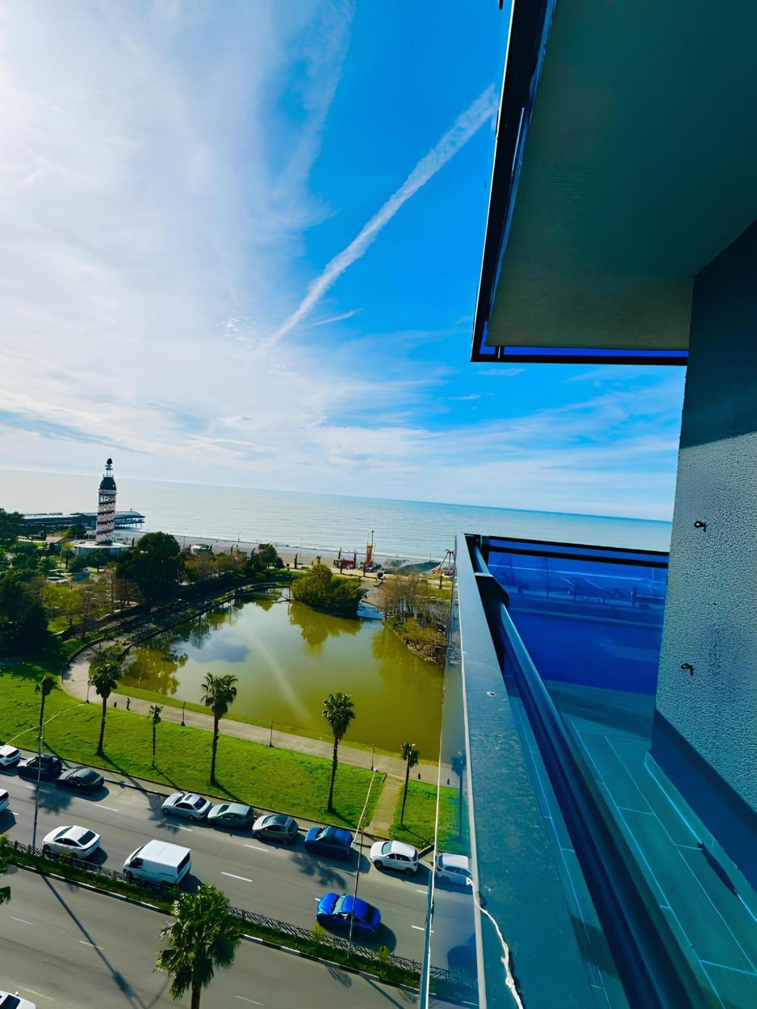 Orbi Panoramic Aparthotel Batumi Esterno foto