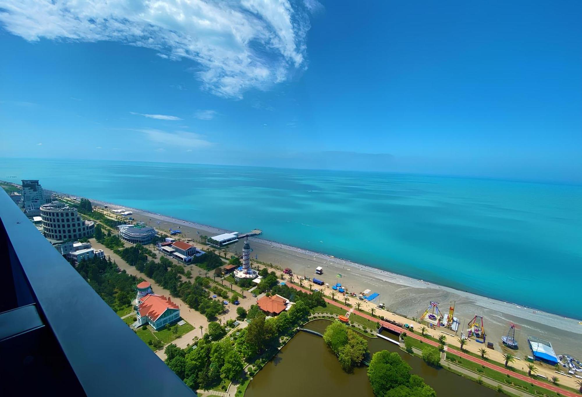 Orbi Panoramic Aparthotel Batumi Esterno foto